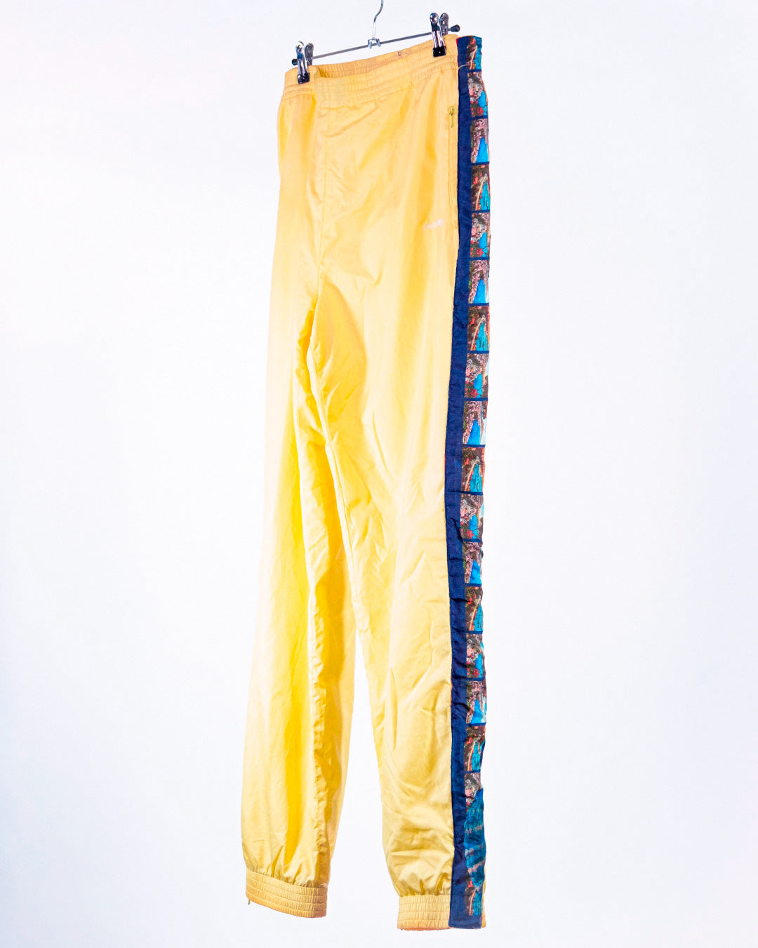 Pantalone tecnico con banda paesaggi