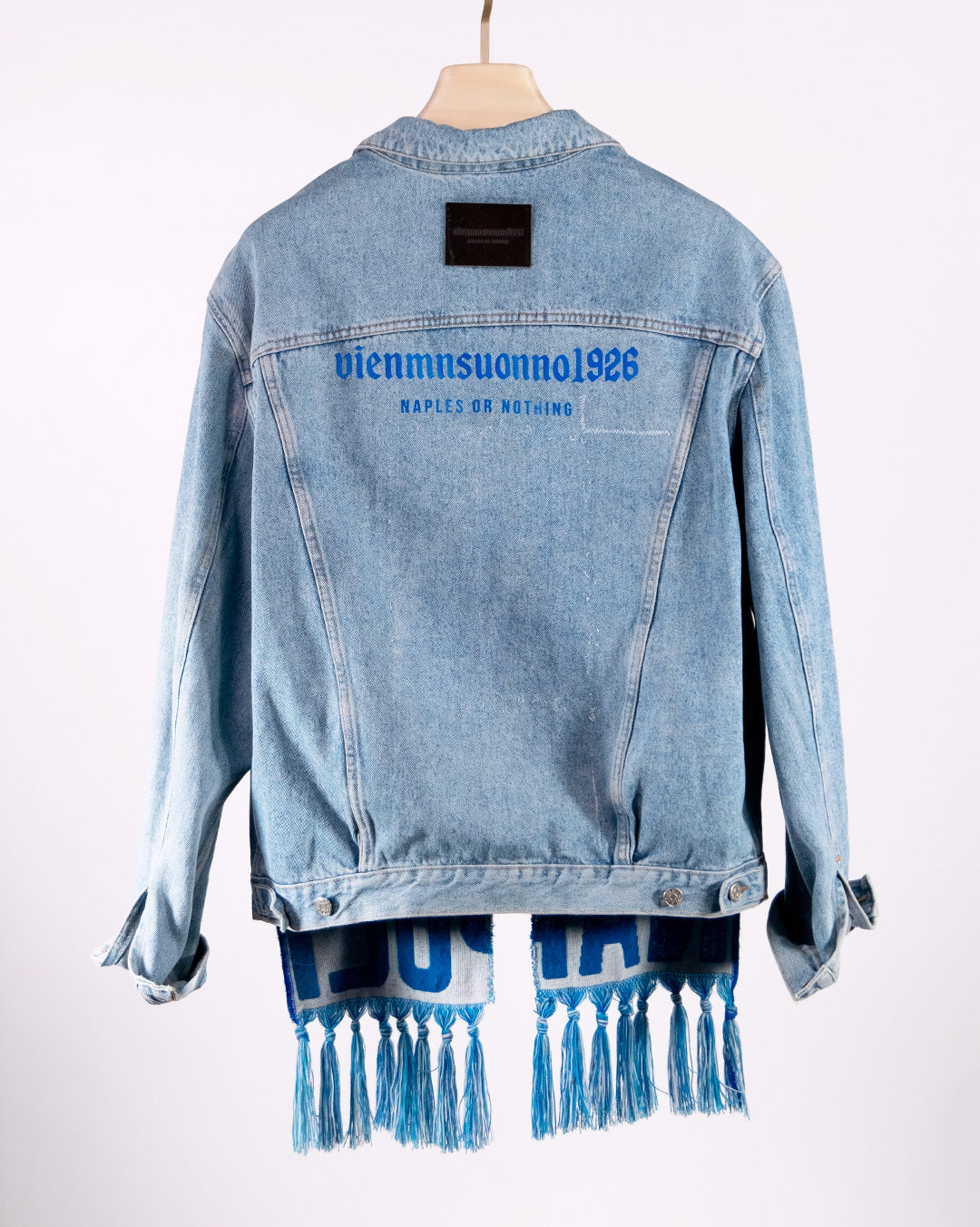 Giubbino PartenopeI stadio