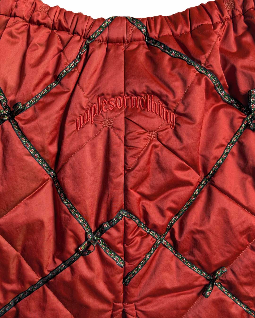 Gonna puffy con passamanerie