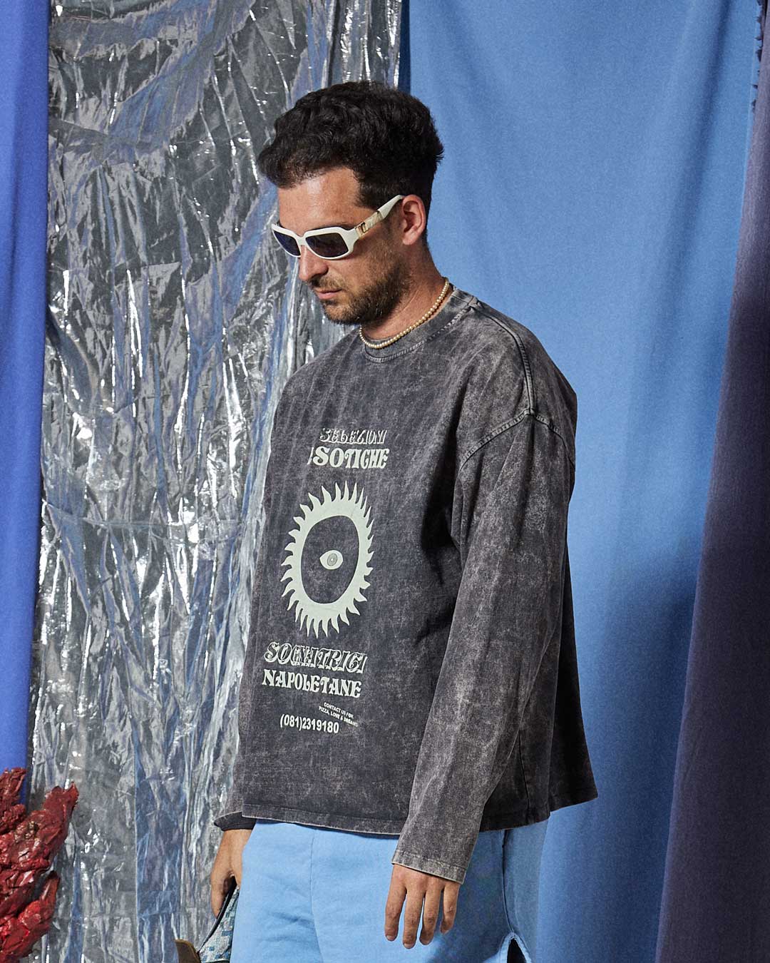 Black long-sleeve T-shirt exotic selections