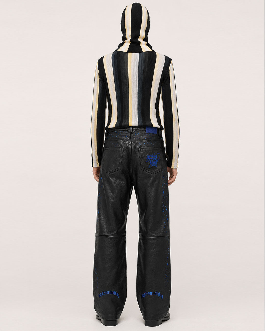 Pantalone baggy in pelle