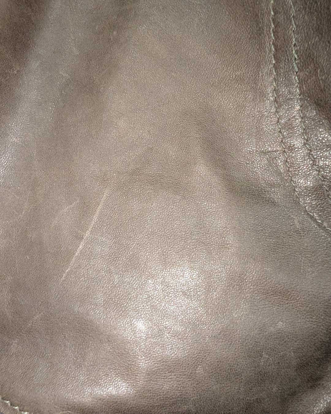 Short in pelle Napoli antica