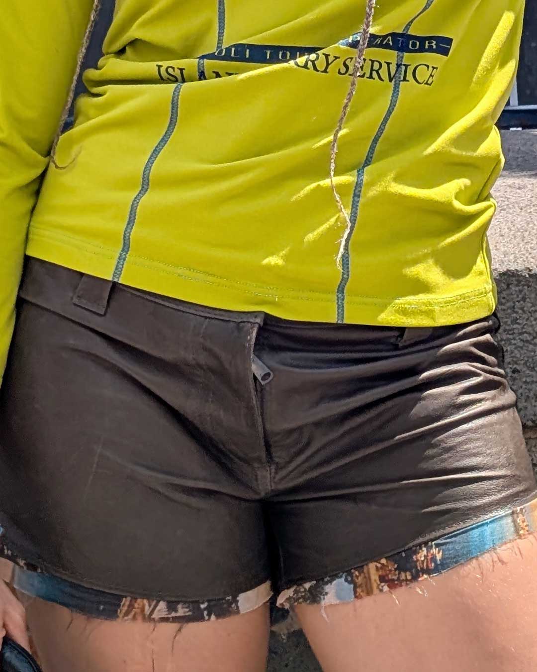 Short in pelle Napoli antica