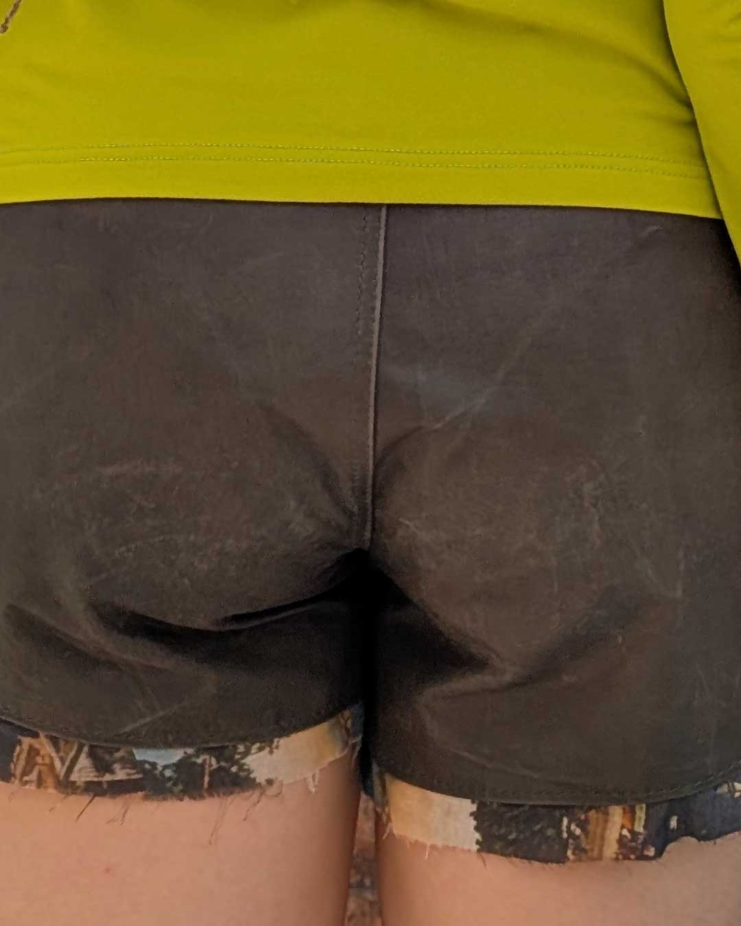 Short in pelle Napoli antica