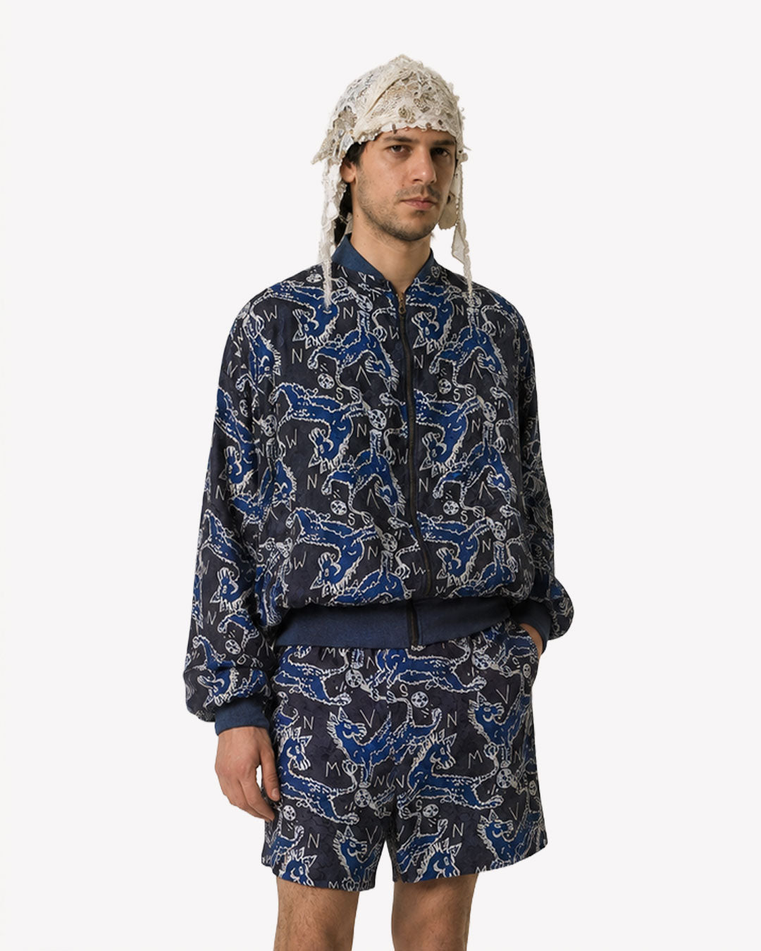 Chemise de nuit courte en soie