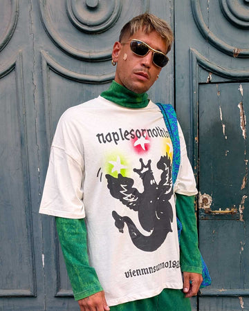 T-shirt sirena graffiti spray